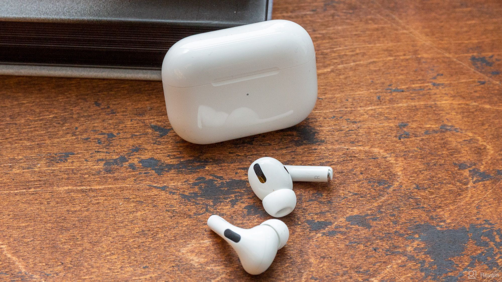 img 3 attached to Apple MWP22AM A AirPods Pro review by Evgeniy Zaytsev